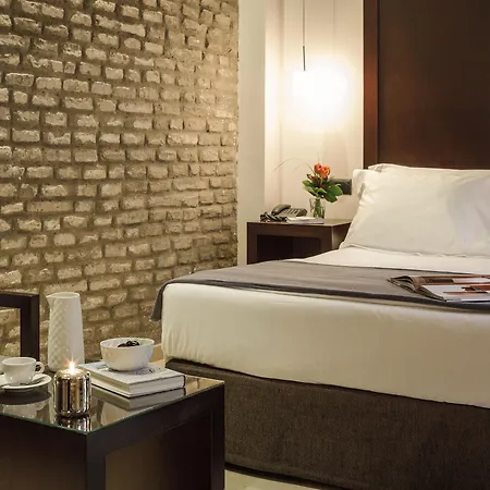 Del Lucero 4* Seville