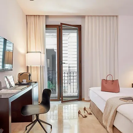 Del Lucero Hotel