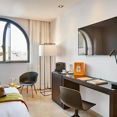 Del Lucero 4* Seville