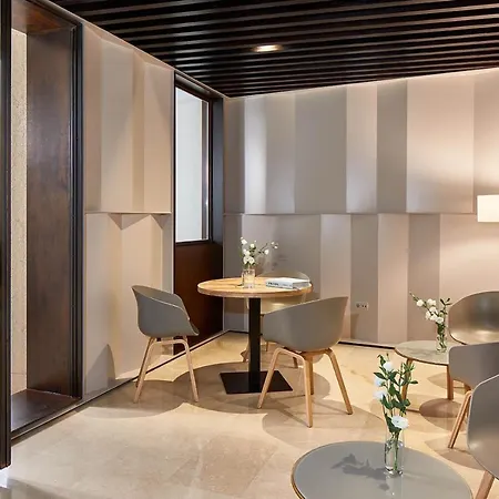 Del Lucero Hotel 4*