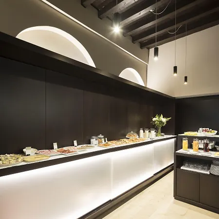 포사다 델 루세로 호텔